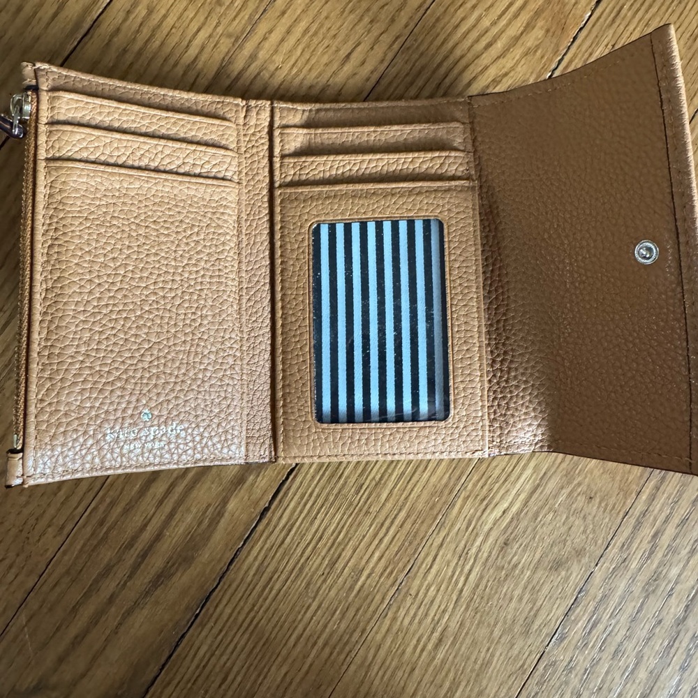 Kate Spade Leather Wallet - Picture 2 of 5